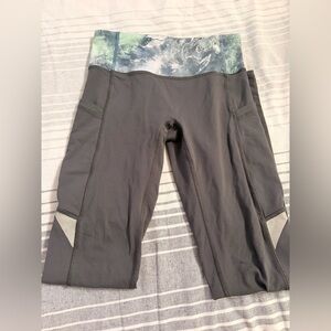 Ivivva leggings
Size 12